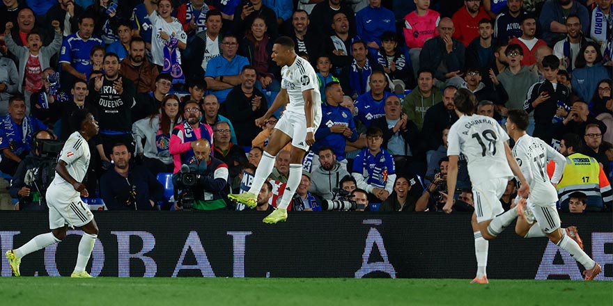 mbappe-001.jpg