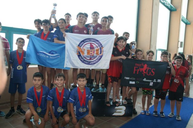 uzun-kulvar-yuzme-yarisi-ydu-9.jpeg